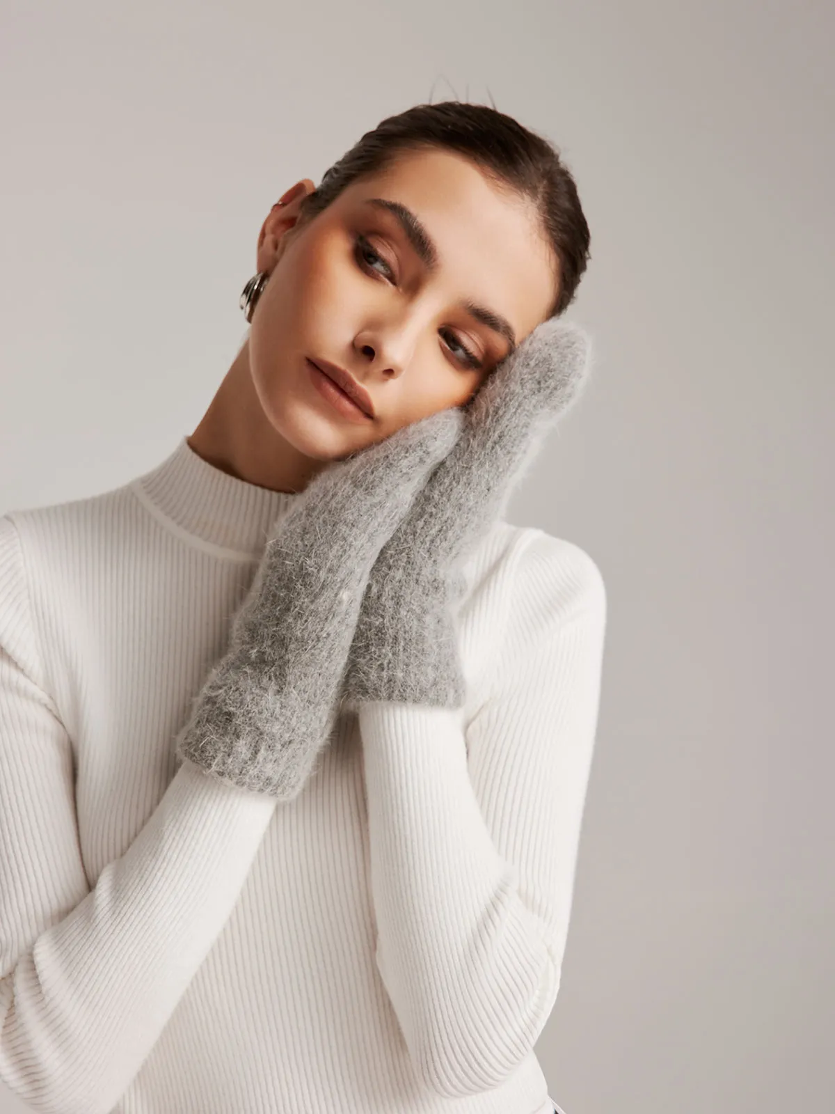 Plush Warm Rabbit Fur Gloves sold by COMMENSE product image thumbnail 4