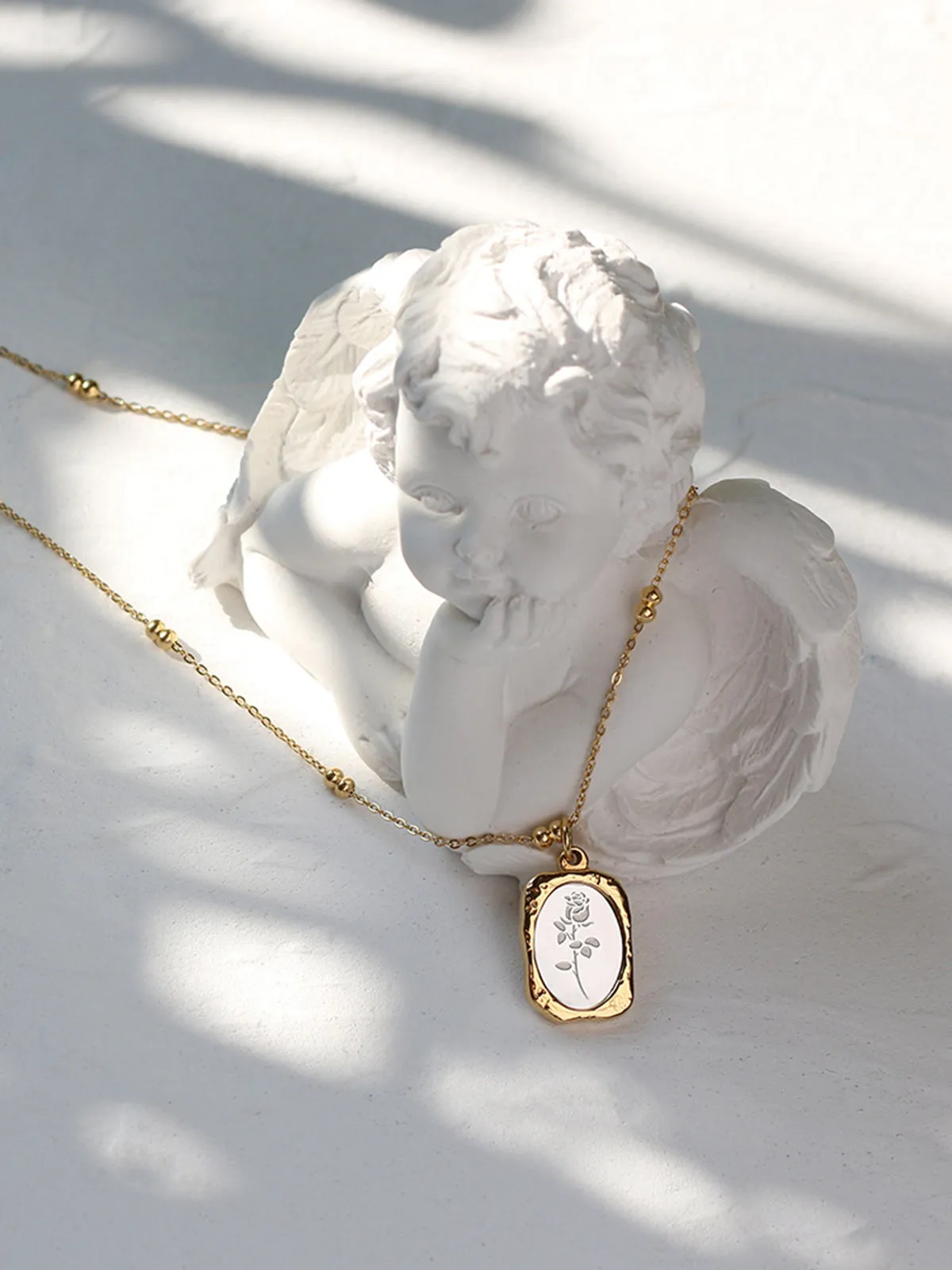 Embossed Rose Square Pendant Necklace sold by COMMENSE product image thumbnail 3