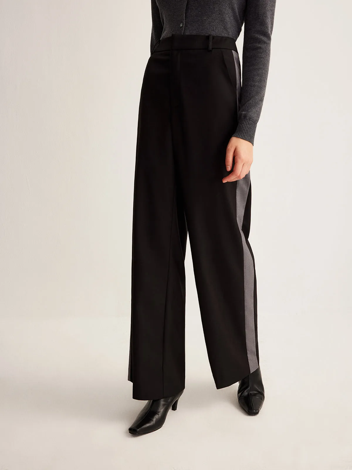 Contrast Side Striped Athleisure Pants sold by COMMENSE product image thumbnail 4