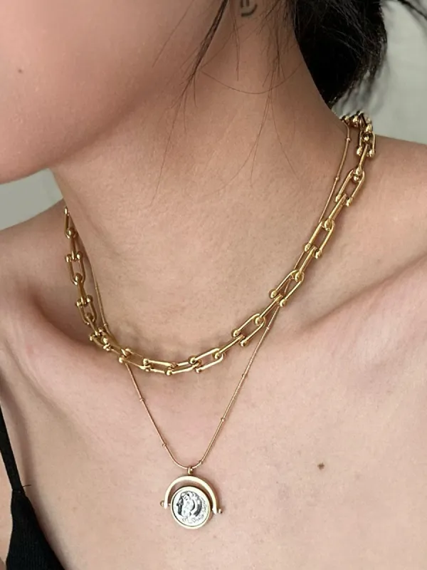 Horseshoe Buckle Bamboo Clavicle Choker sold by COMMENSE