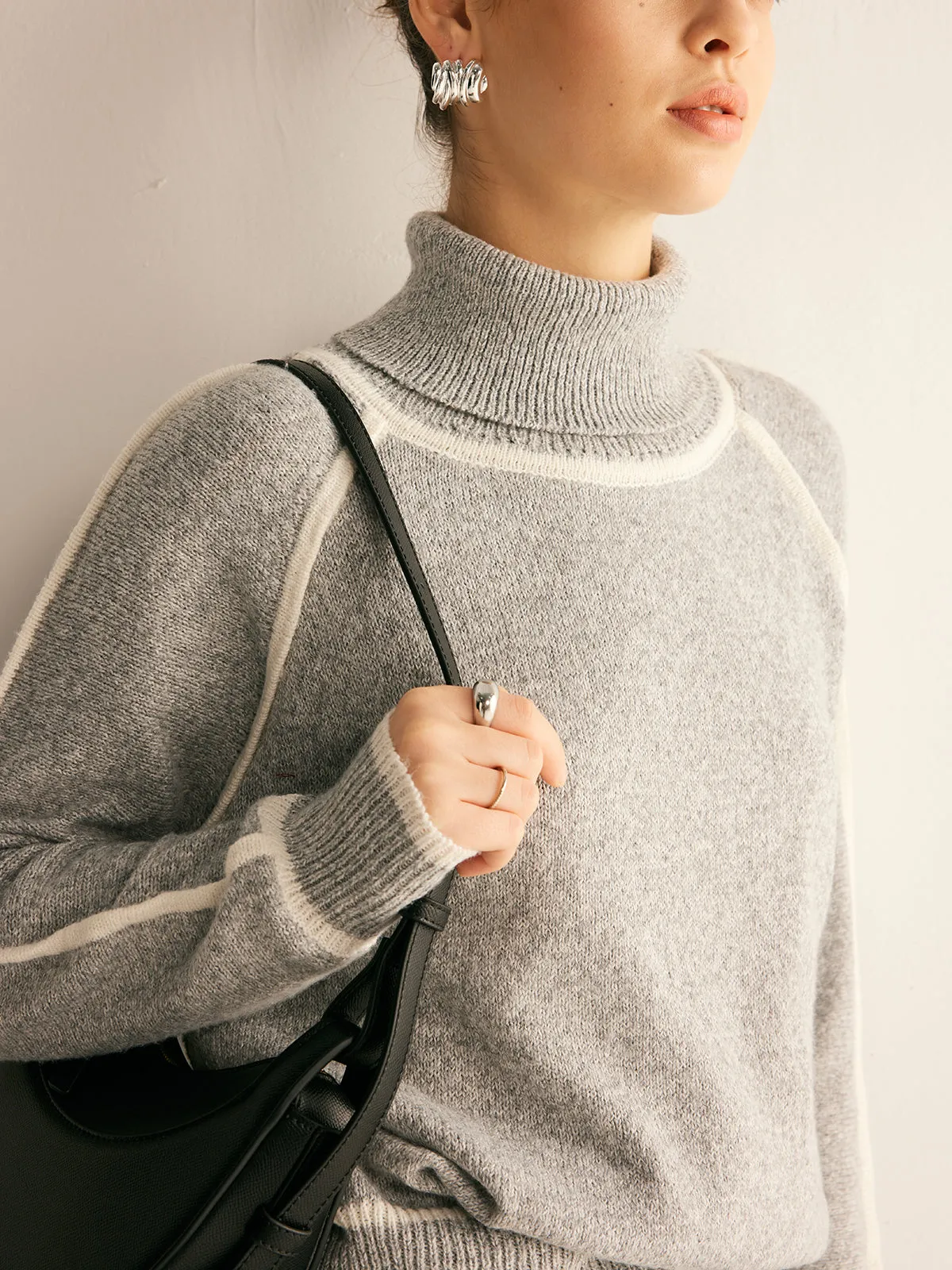 Contrast Piping Turtleneck Sweater sold by COMMENSE product image thumbnail 5