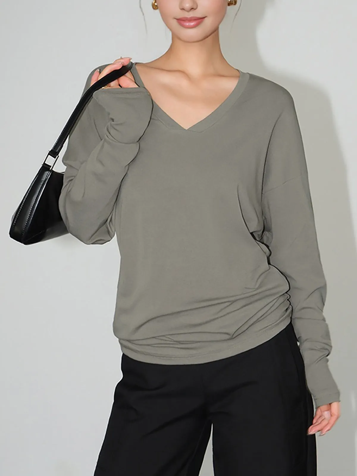 Minimalist V-Neck Draped Top sold by COMMENSE product image thumbnail 3