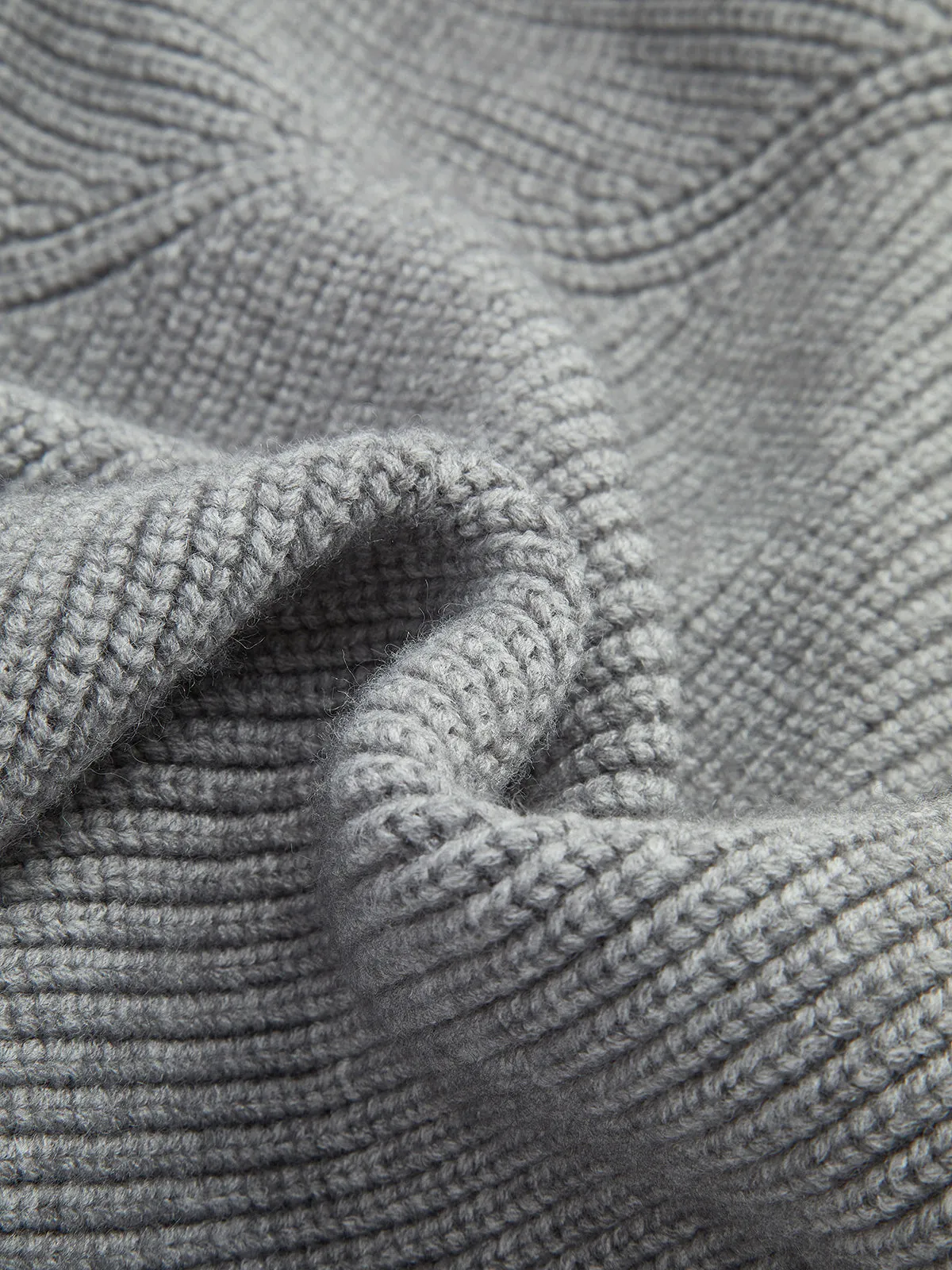 Leisure Contrast Collar Knit Top sold by COMMENSE product image thumbnail 4