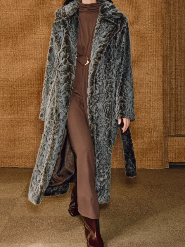 Turtleneck Knotted Pleated Long Dress sold by COMMENSE product image thumbnail 4