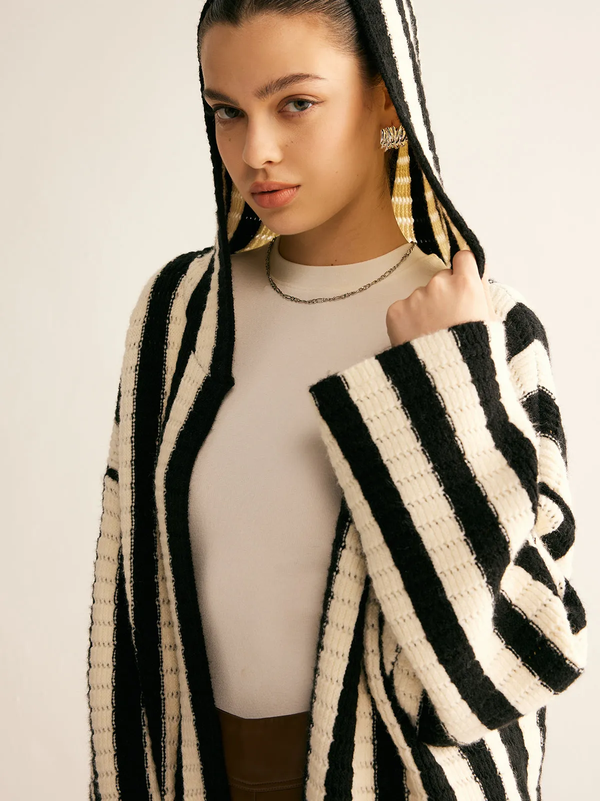 Contrast Pinstripe Hooded Cardigan sold by COMMENSE product image thumbnail 2