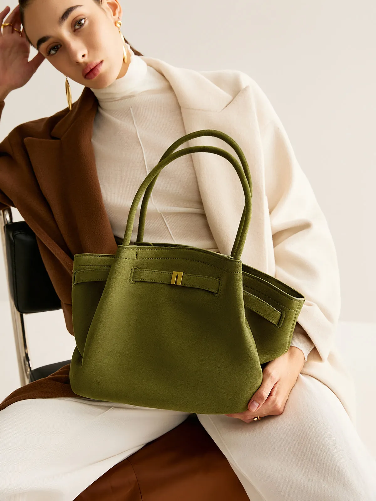 Suede Pleated Top Handle Bag sold by COMMENSE product image thumbnail 2