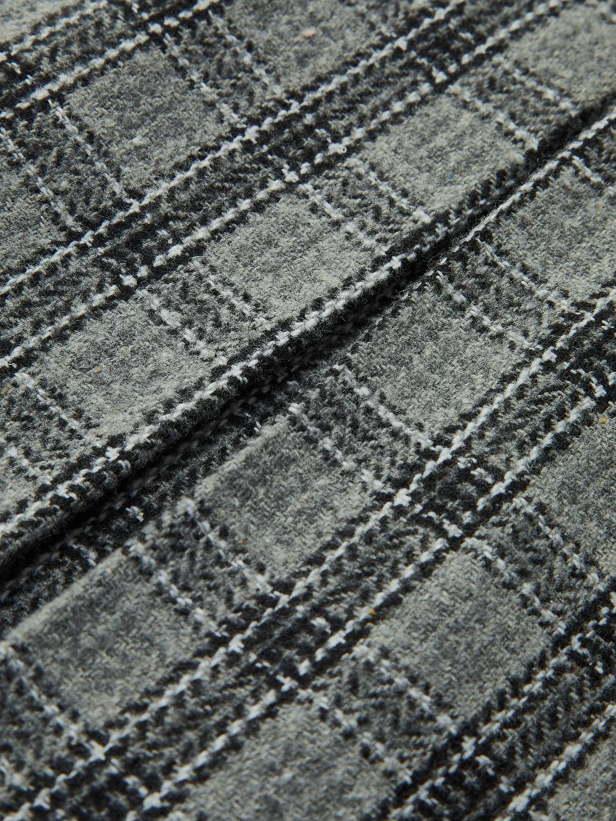 Checked Pleated Zipper Mini Skirt sold by COMMENSE product image thumbnail 4