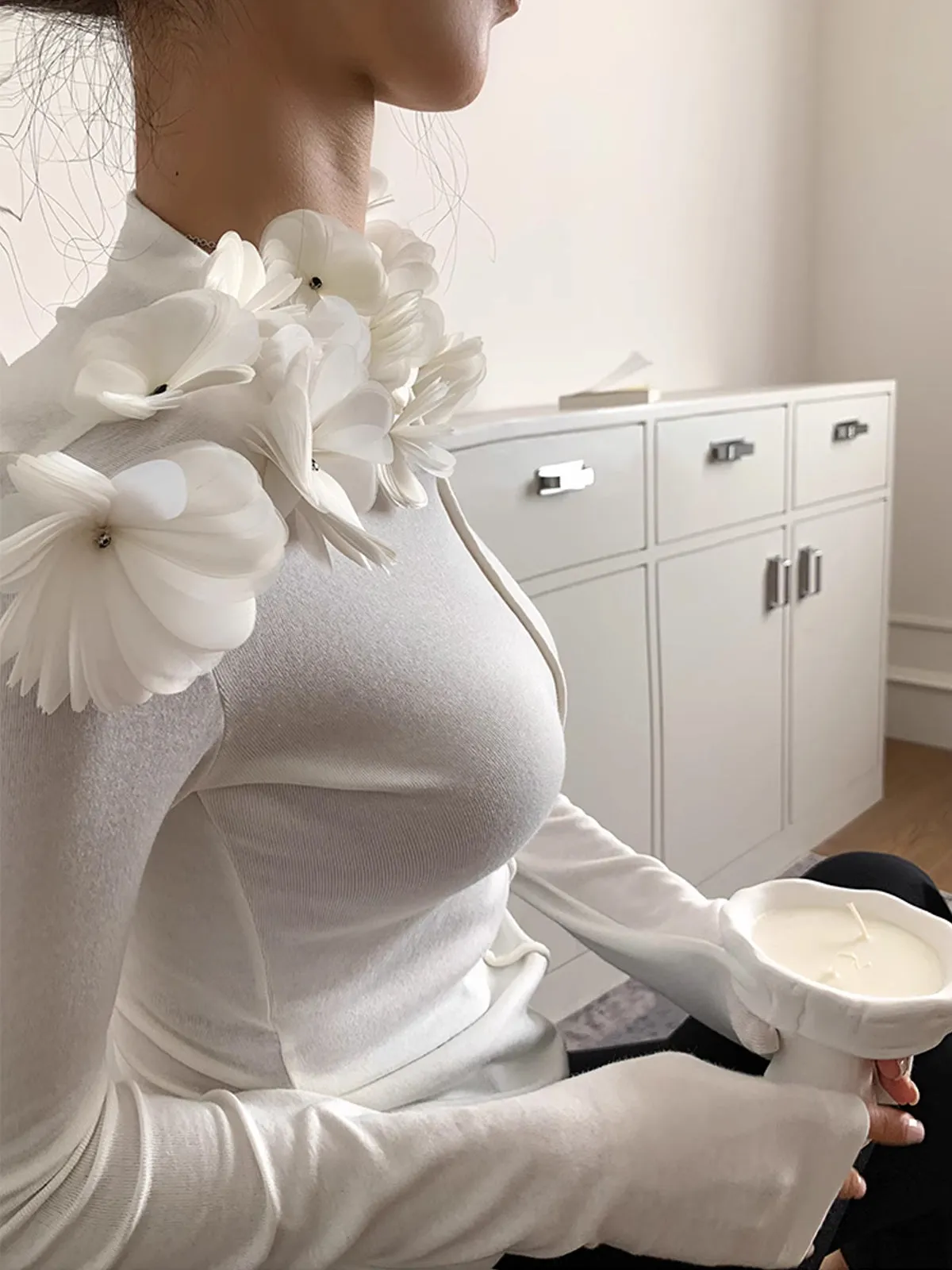 Floral Embroiled Piping Blouse sold by COMMENSE product image thumbnail 5