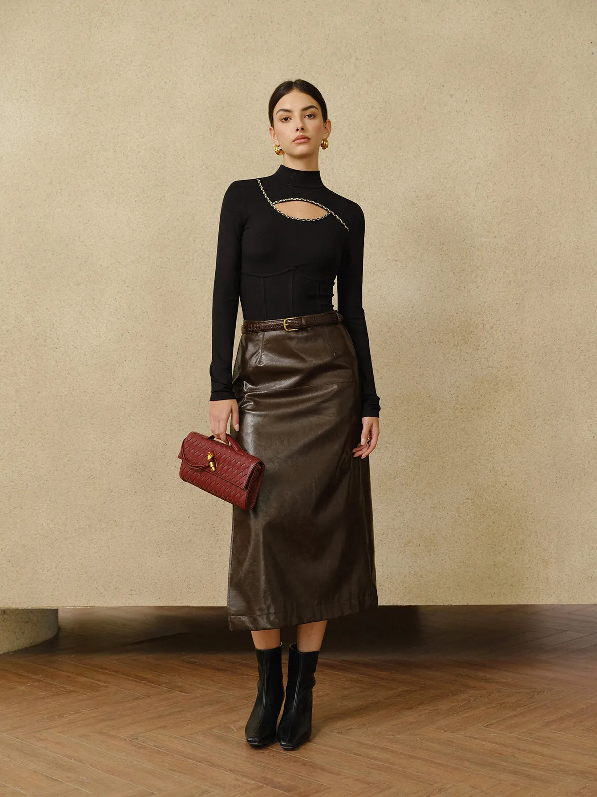 Contrast Trim Cutout Piping Top sold by COMMENSE product image thumbnail 5