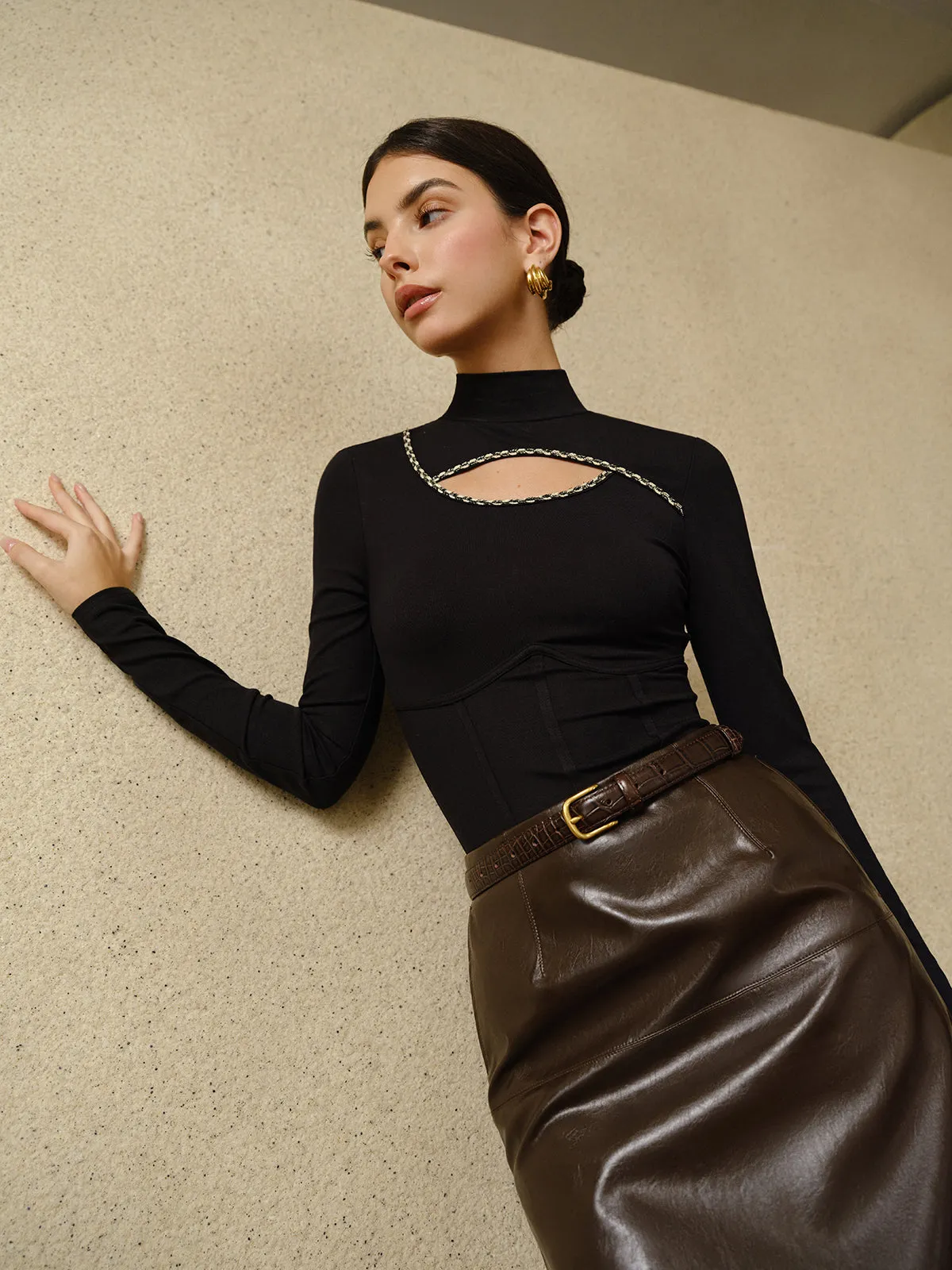 Contrast Trim Cutout Piping Top sold by COMMENSE product image thumbnail 2