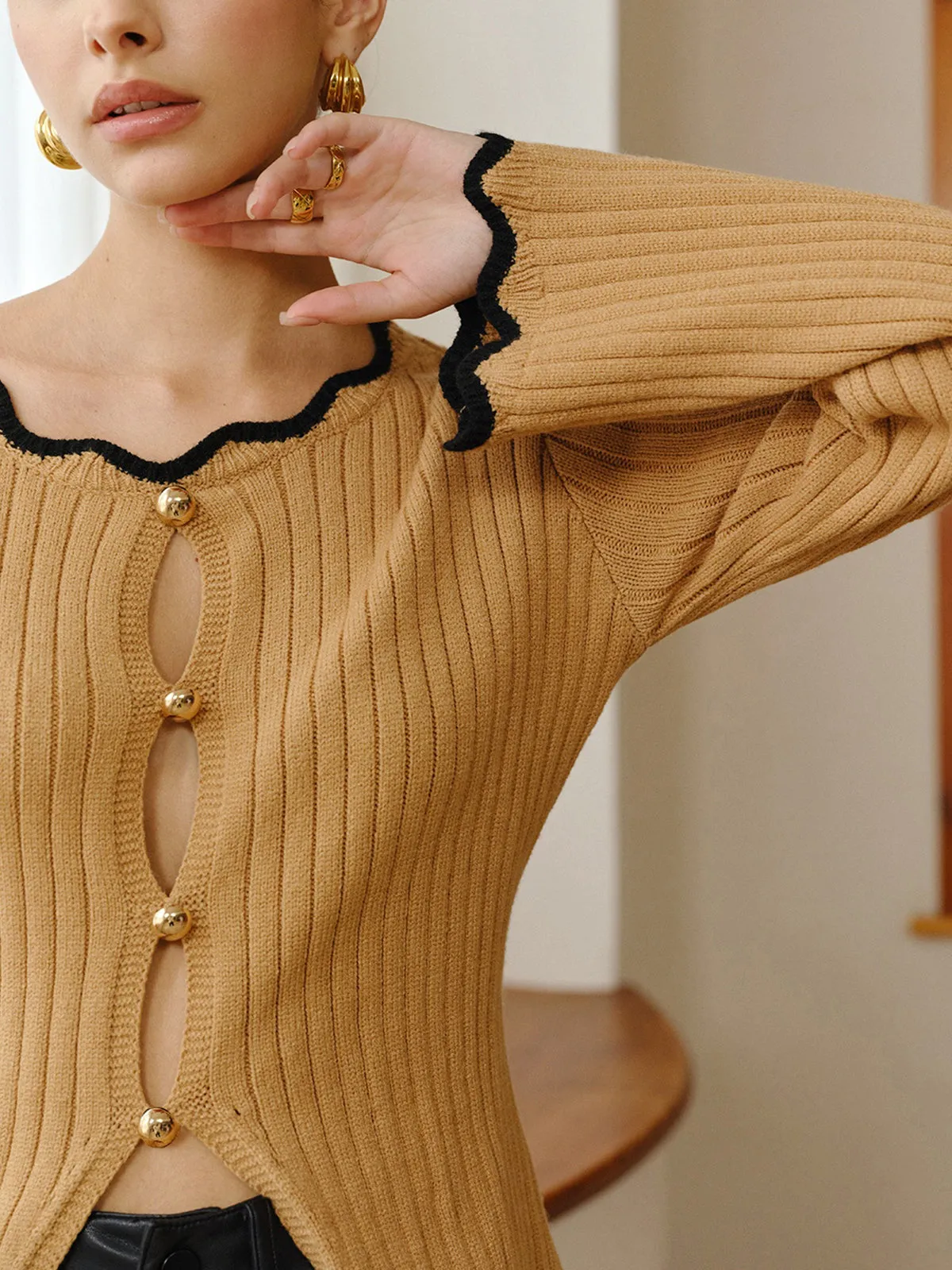 Contrast Wave Trim Cutout Sweater sold by COMMENSE product image thumbnail 5
