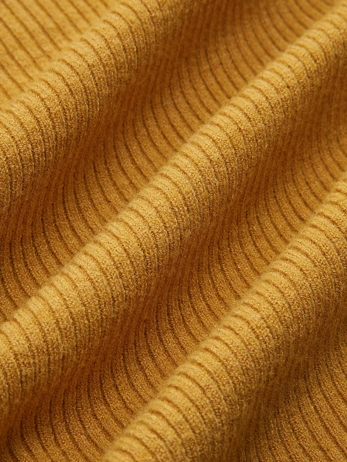 Plain Pearl Split Cardigan sold by COMMENSE product image thumbnail 4