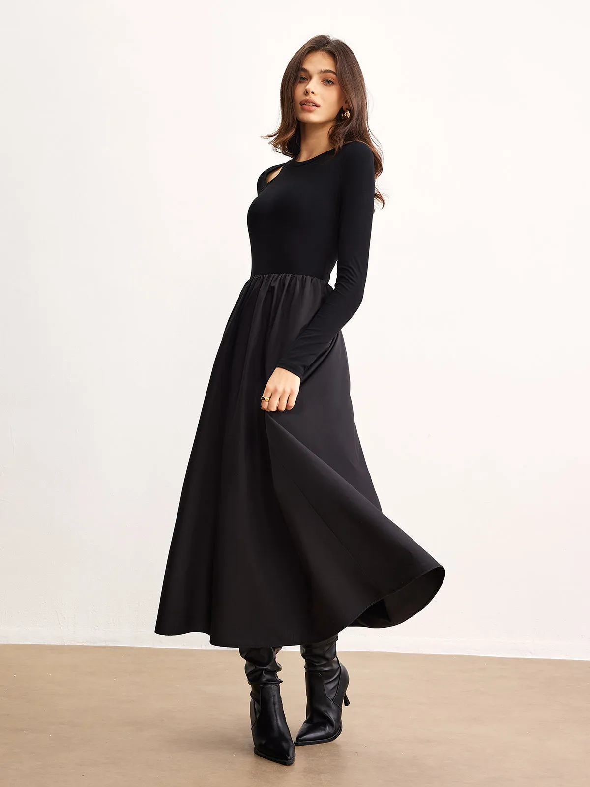 Plain Cutout Panel Pleated Dress sold by COMMENSE