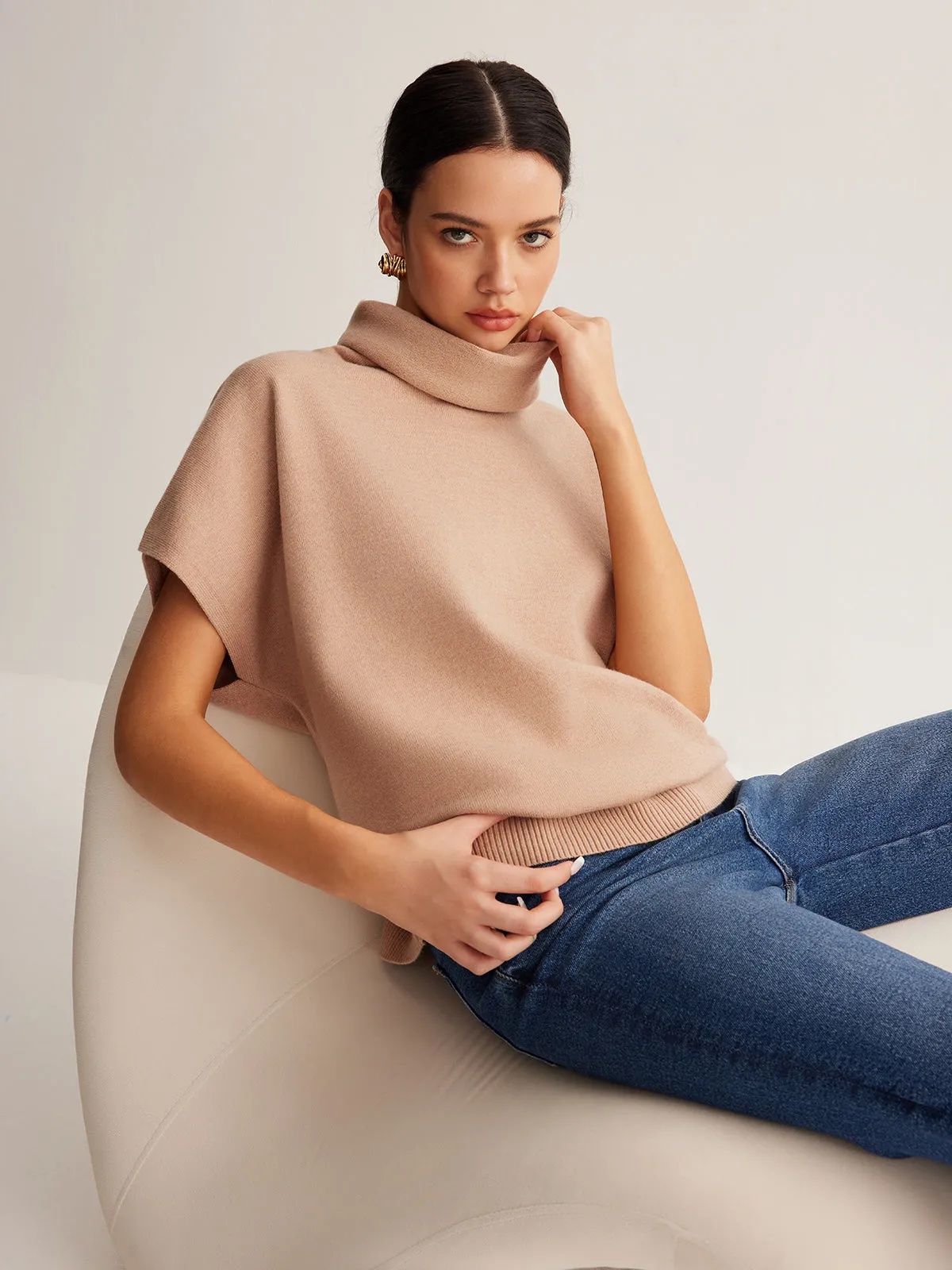 Wool-Blend Turtleneck Sweater Vest sold by COMMENSE product image thumbnail 4