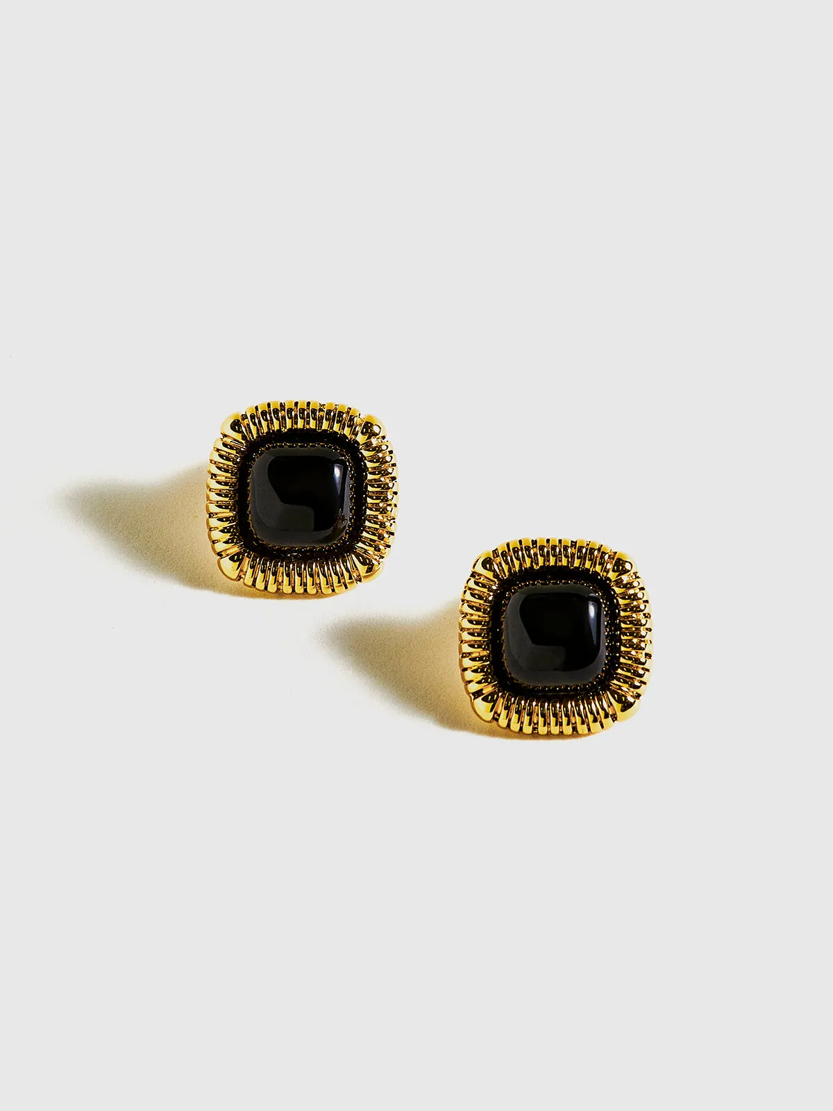 Spring Wire Edge Stud Earrings sold by COMMENSE product image thumbnail 2
