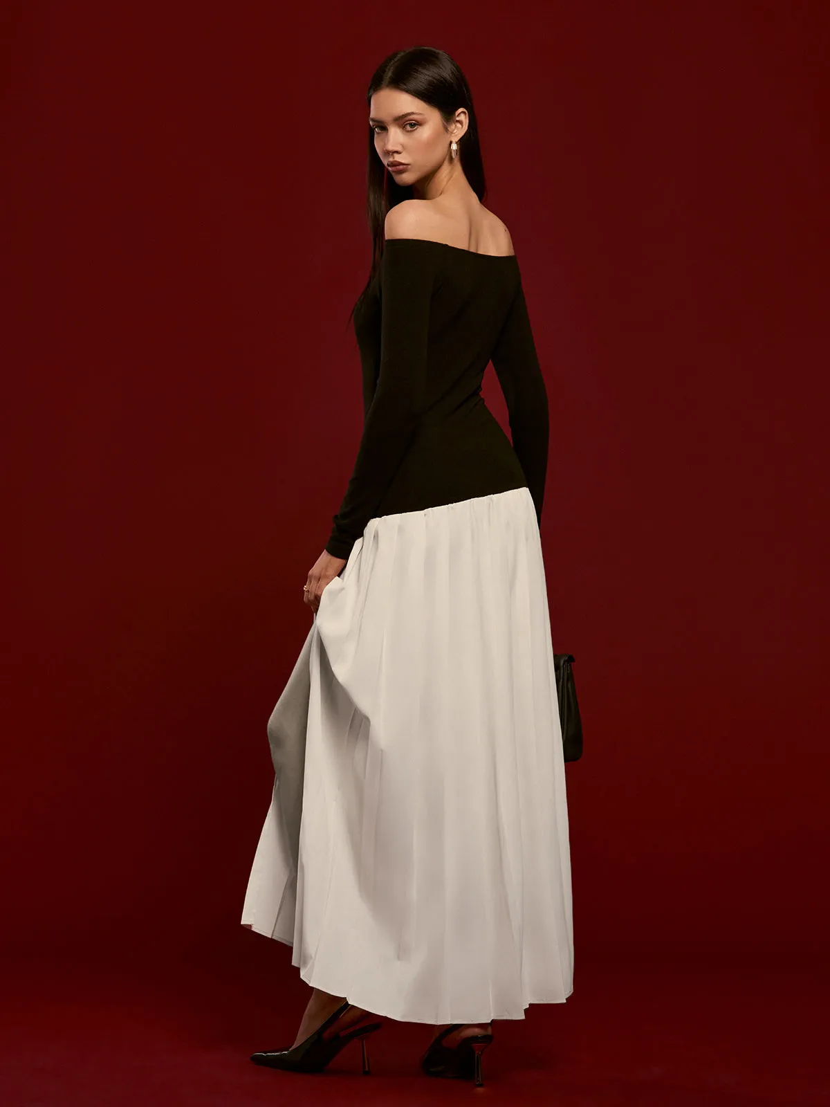 Two-Tone Straight Neck Pleated Dress sold by COMMENSE product image thumbnail 4