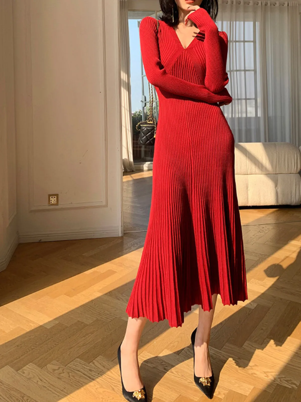 Elegant V-Neck Pleated Dress sold by COMMENSE product image thumbnail 2