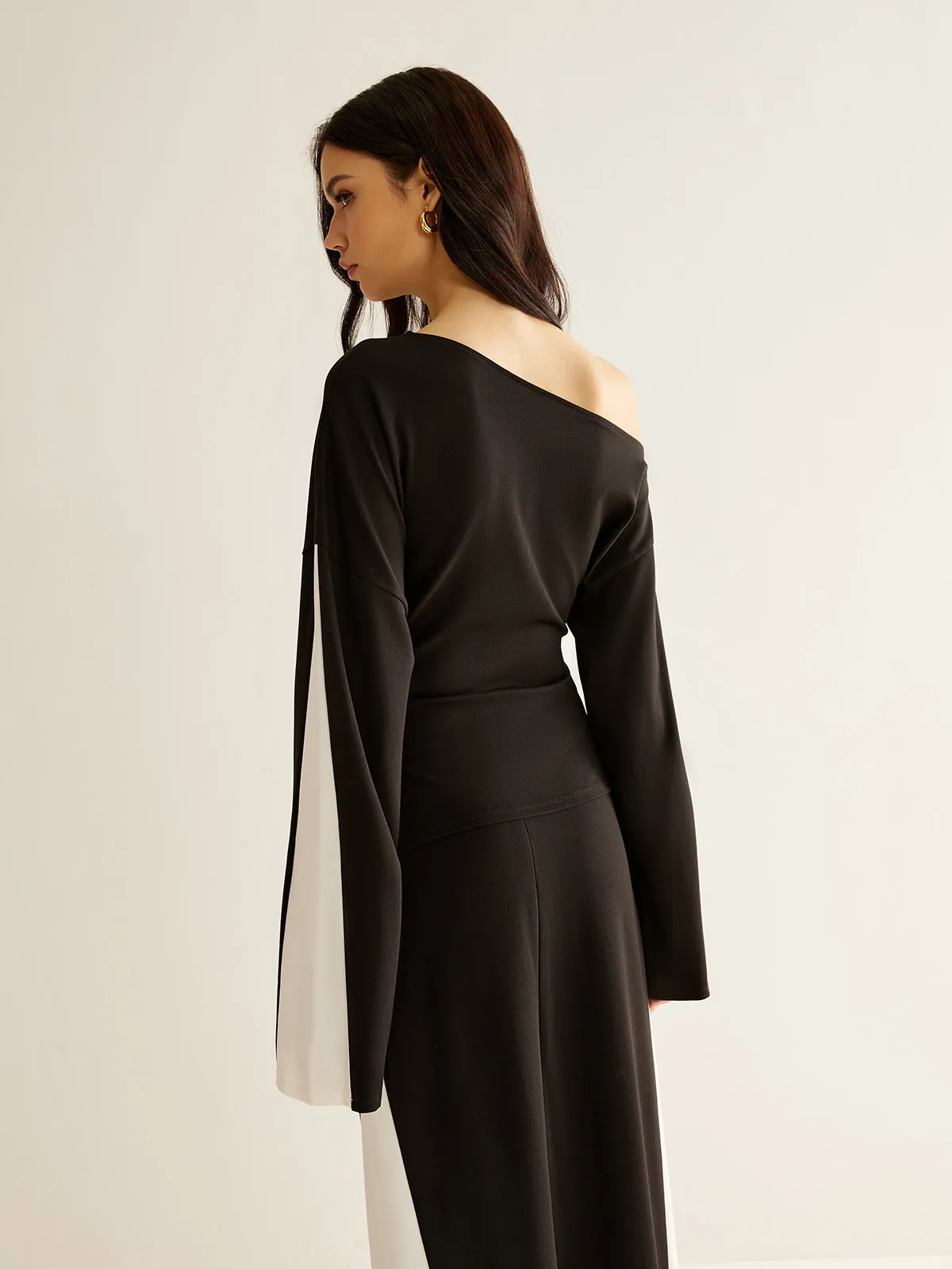 Asymmetrical Color Block Jersey Blouse sold by COMMENSE product image thumbnail 5