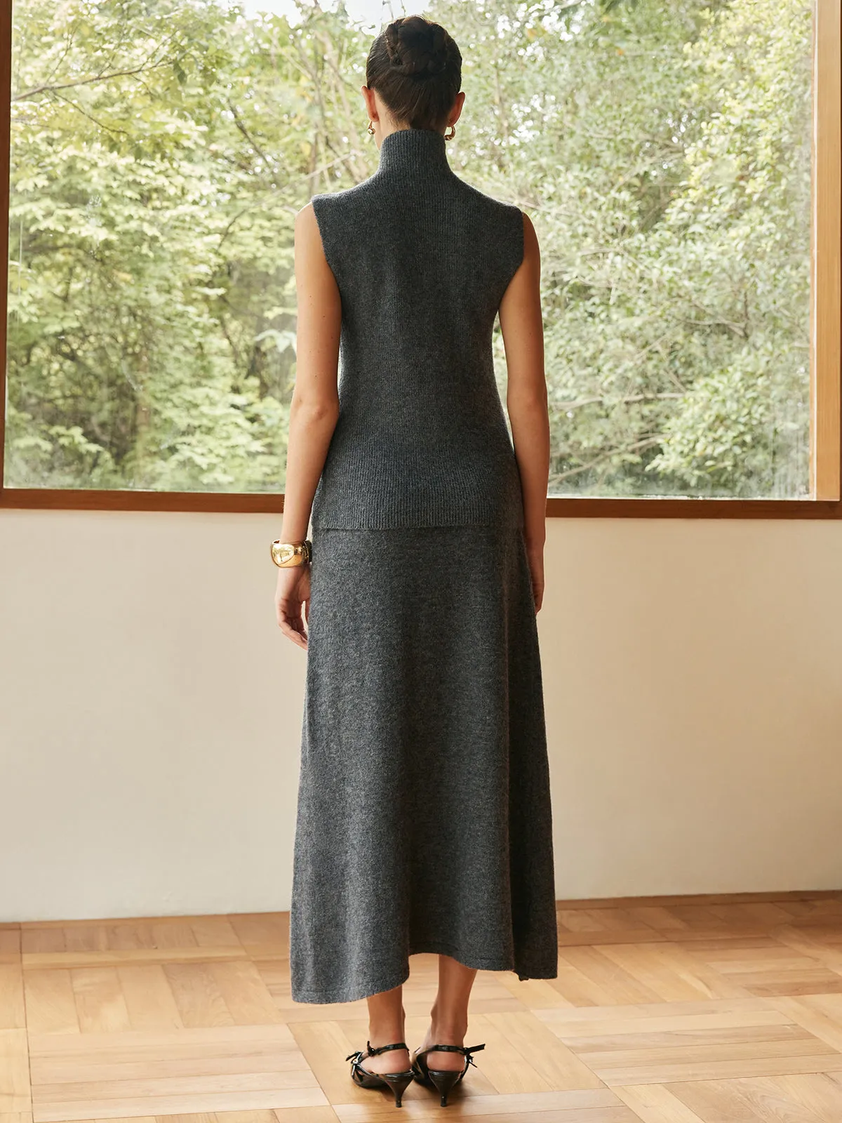 Minimalist Turtleneck Sleeveless Skirt Set sold by COMMENSE product image thumbnail 5