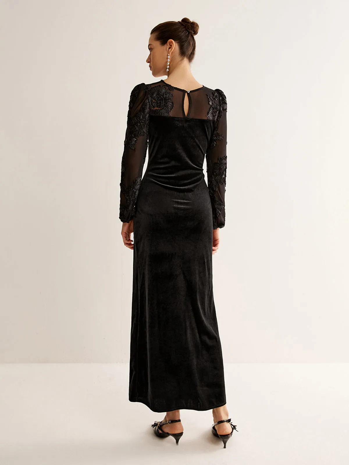 Floral Long Sleeve Velvet Dress sold by COMMENSE product image thumbnail 4