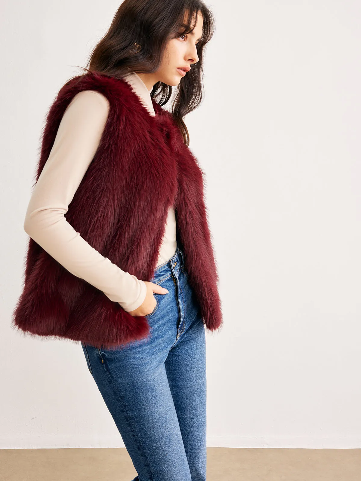 Minimalist Faux Fur Vest sold by COMMENSE product image thumbnail 3