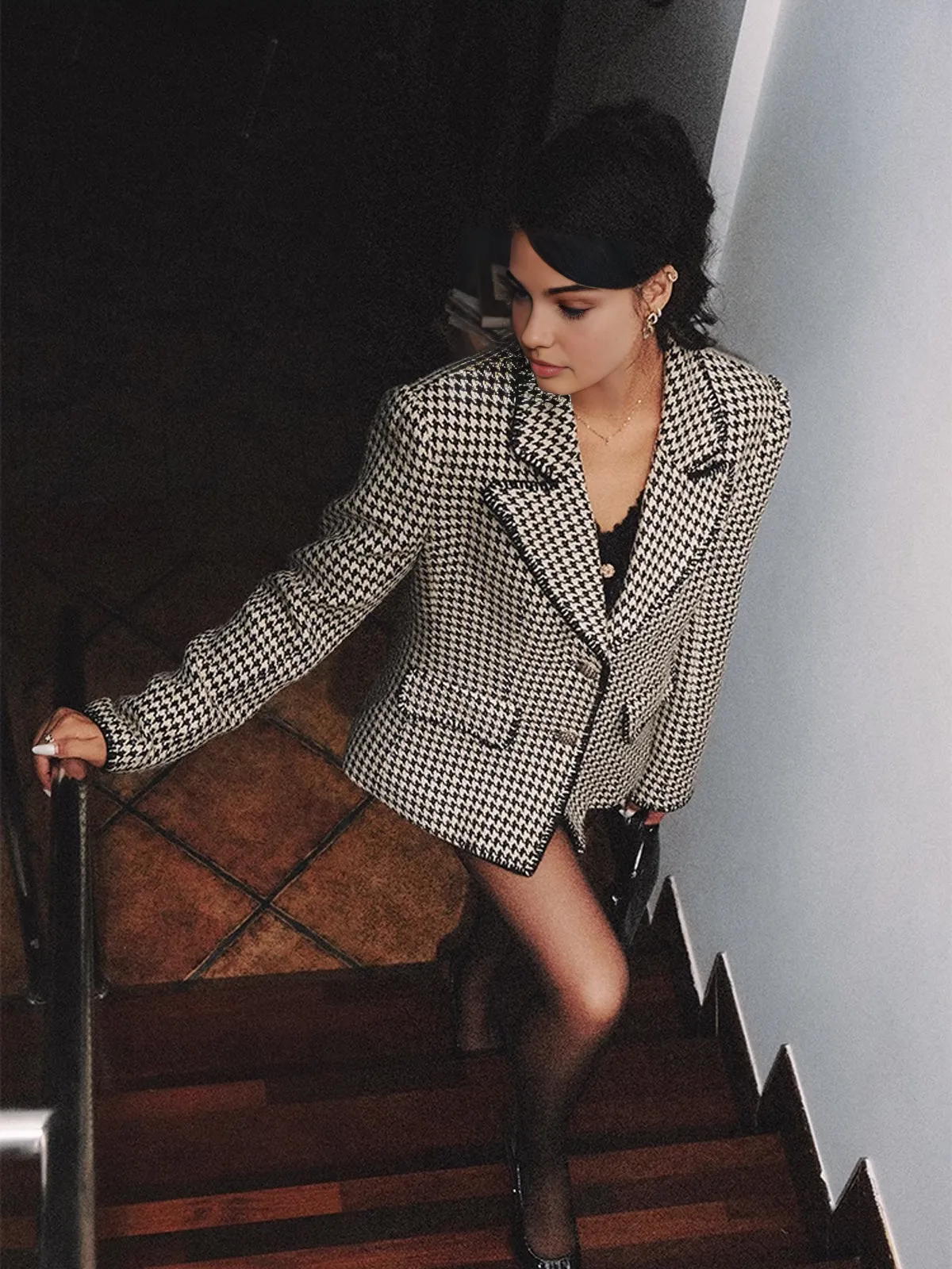 Retro Lapel Button Blazer sold by COMMENSE product image thumbnail 3