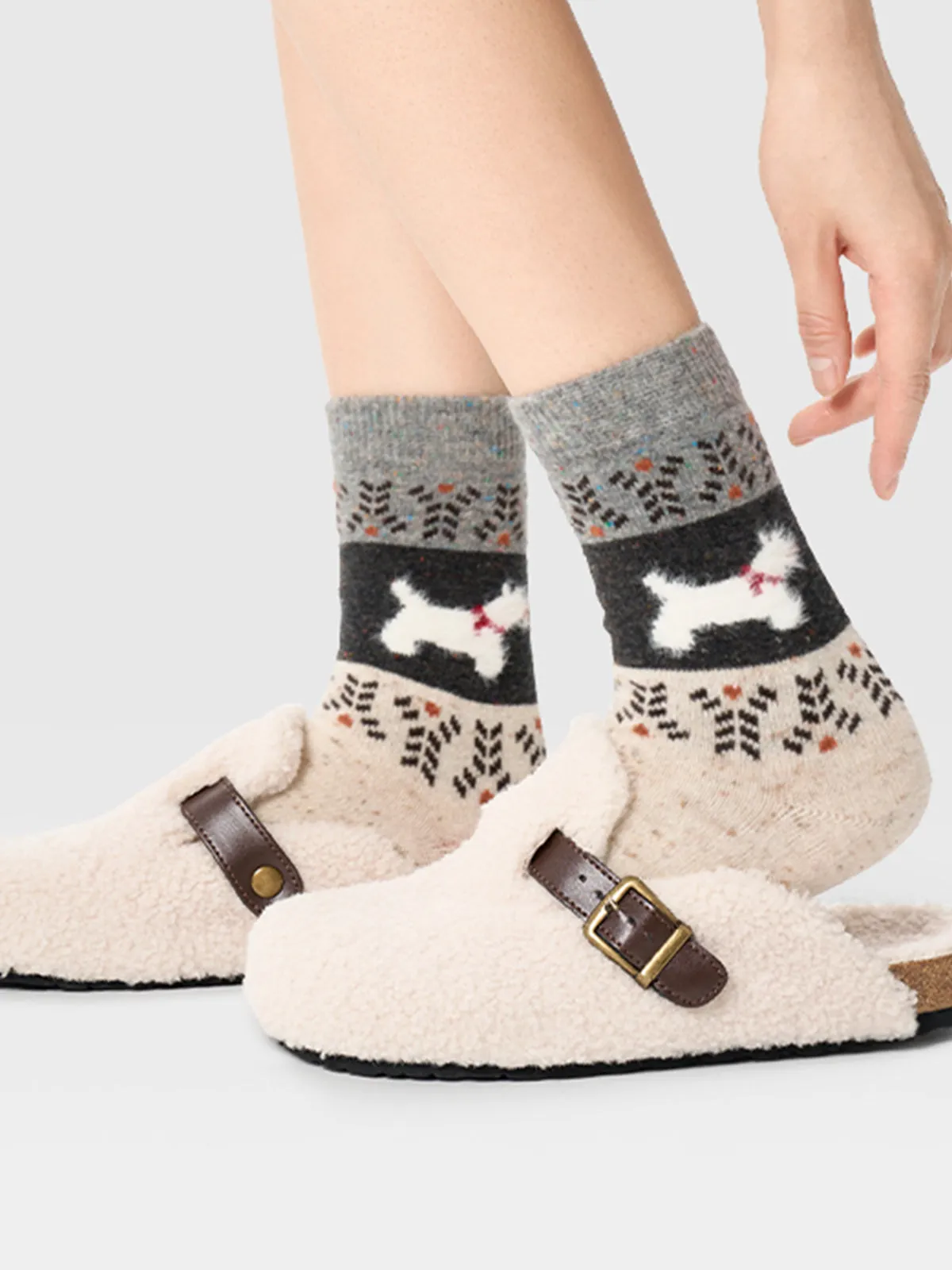 1pr Puppy Pattern Wool Socks sold by COMMENSE product image thumbnail 3