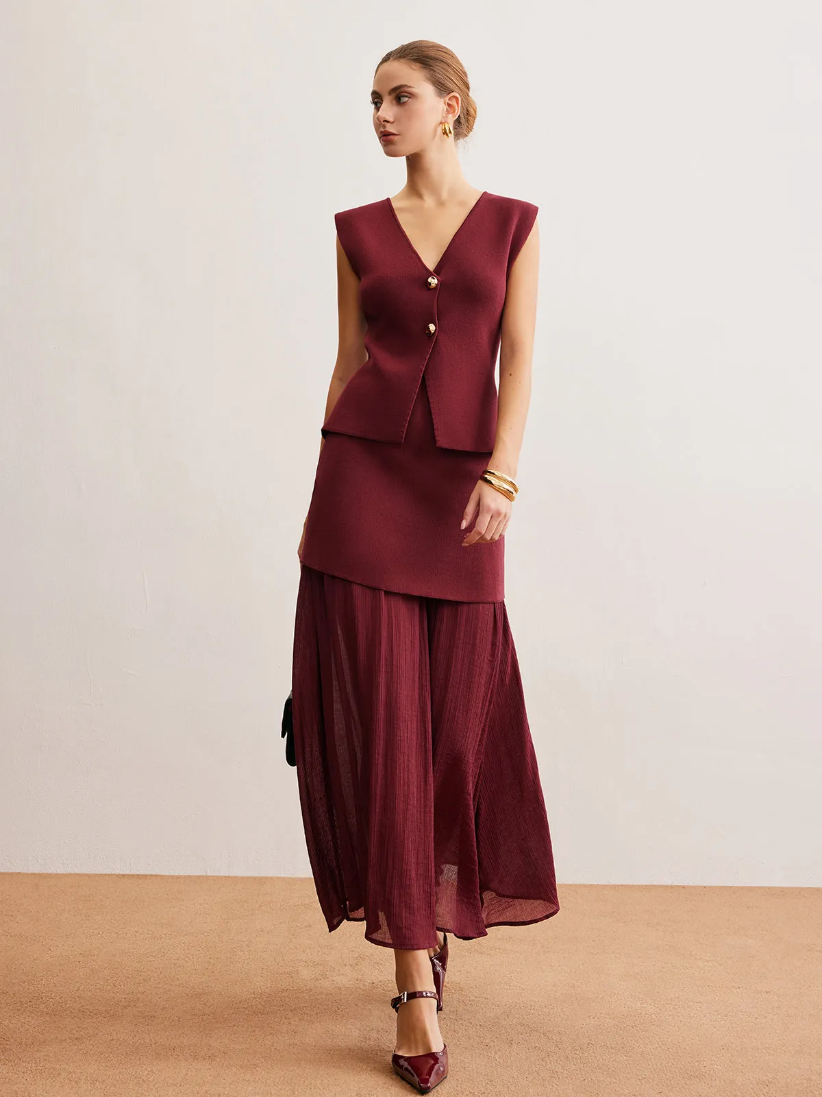 Elegant Sleeveless Panel Skirt Set sold by COMMENSE product image thumbnail 3