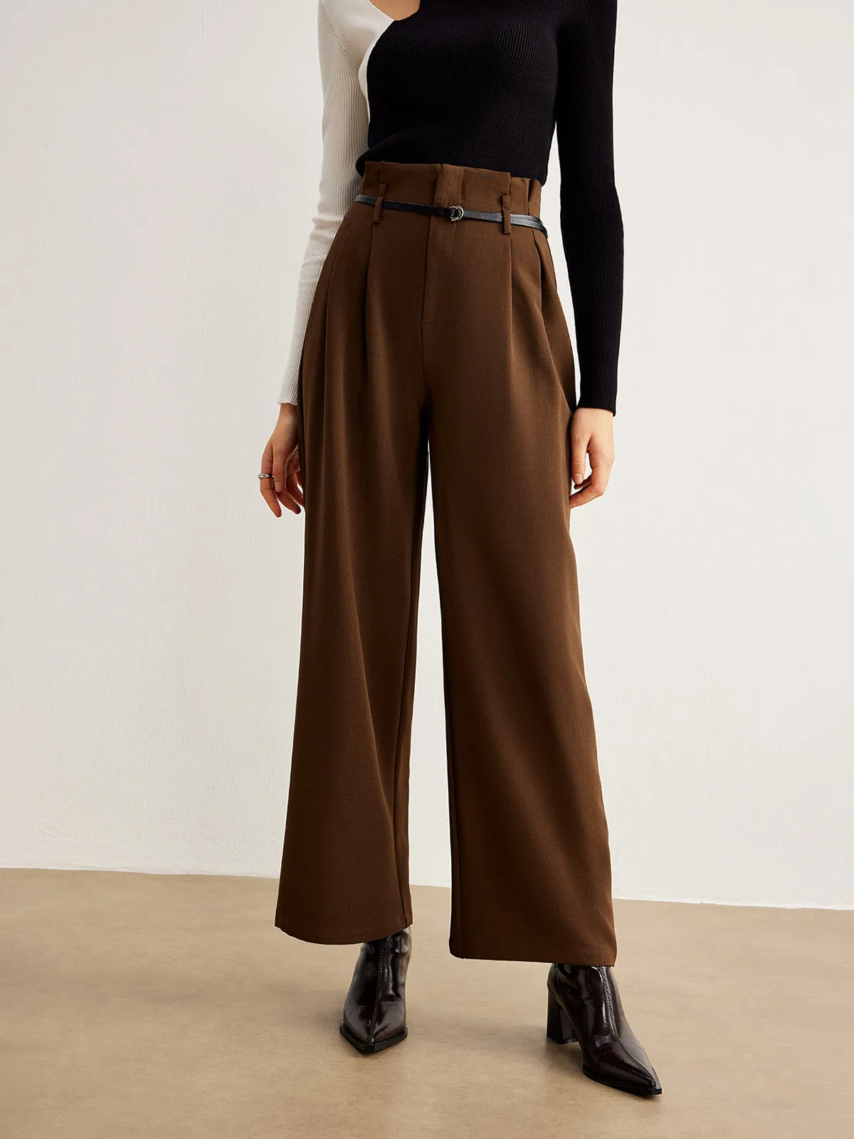 Slim-Belt Pleated Pants sold by COMMENSE