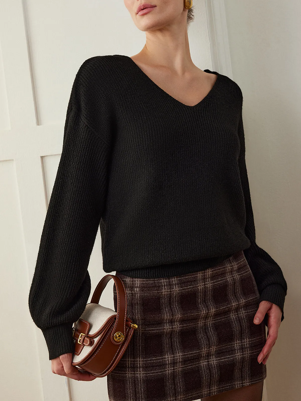 Ribbed V-Neck Bow Sweater sold by COMMENSE product image thumbnail 5