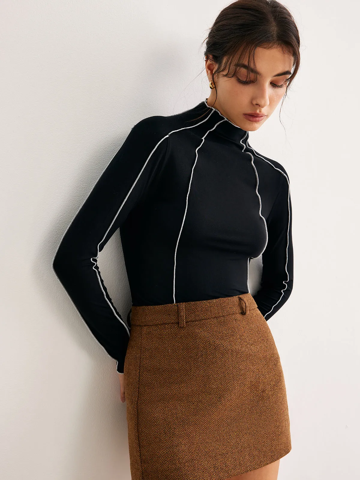 Lettuce Trim Contrast Piping Slim Blouse sold by COMMENSE