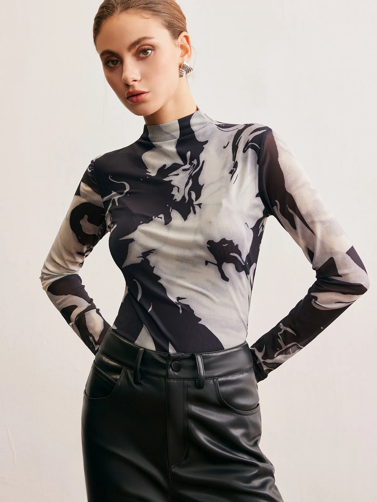 Retro Printed Stand Collar T-Shirt sold by COMMENSE product image thumbnail 4