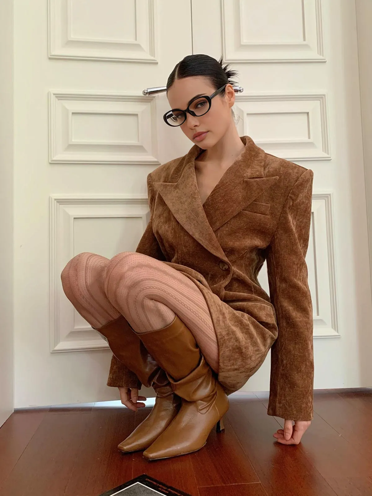 Button Cinched Long Blazer sold by COMMENSE product image thumbnail 4