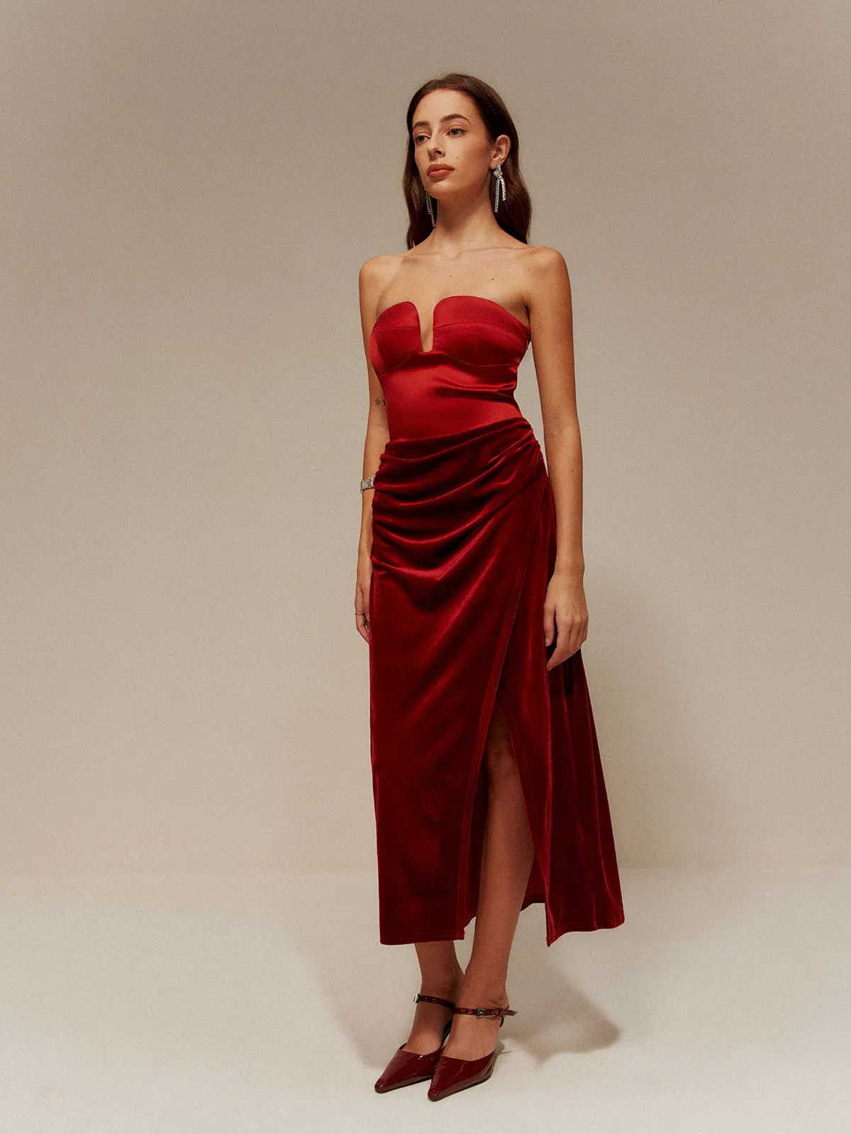 Satin Panel Velvet Pleated Tube Dress sold by COMMENSE product image thumbnail 4