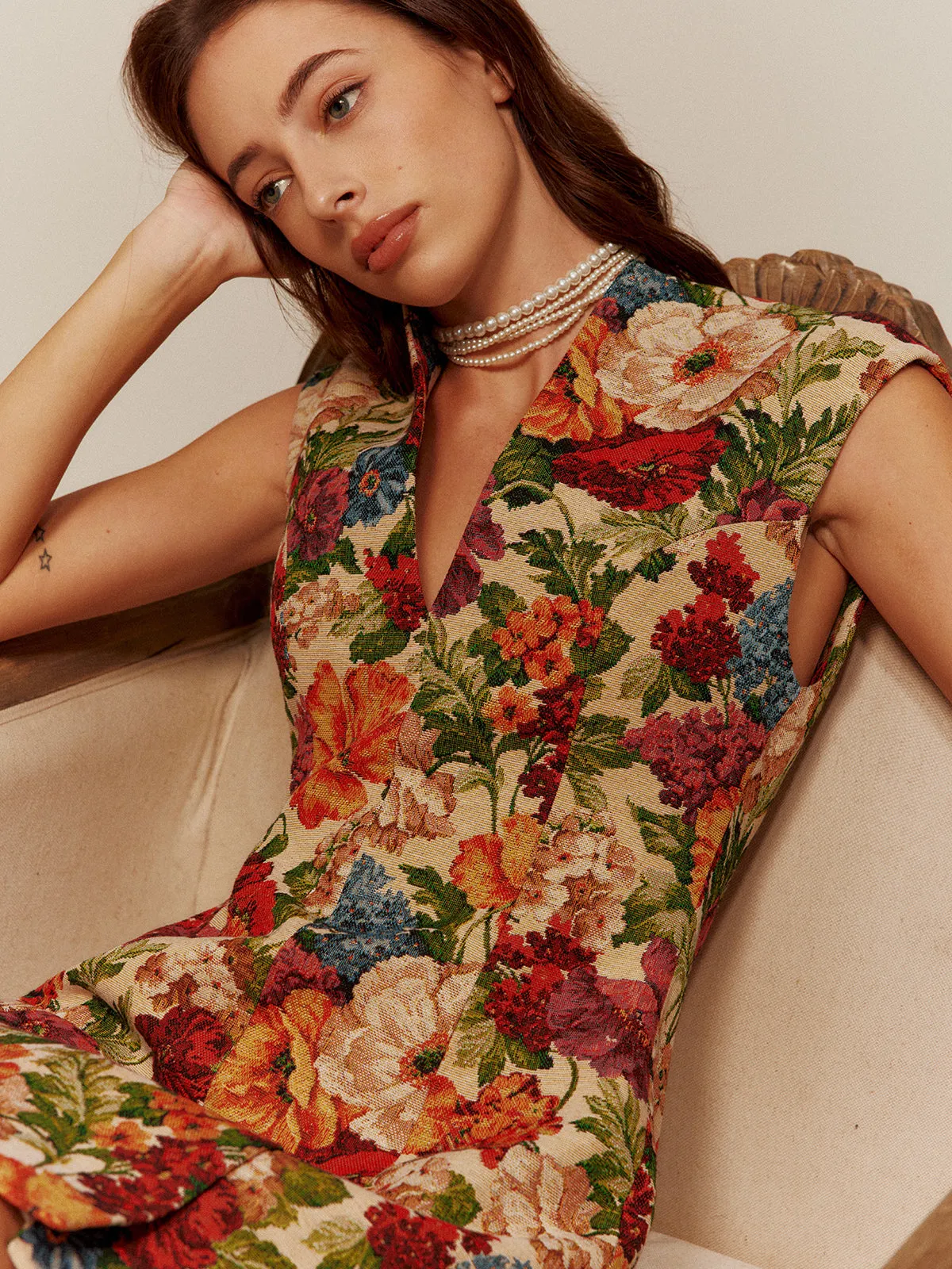 V-Neck Floral Zipper Tank Dress sold by COMMENSE product image thumbnail 3