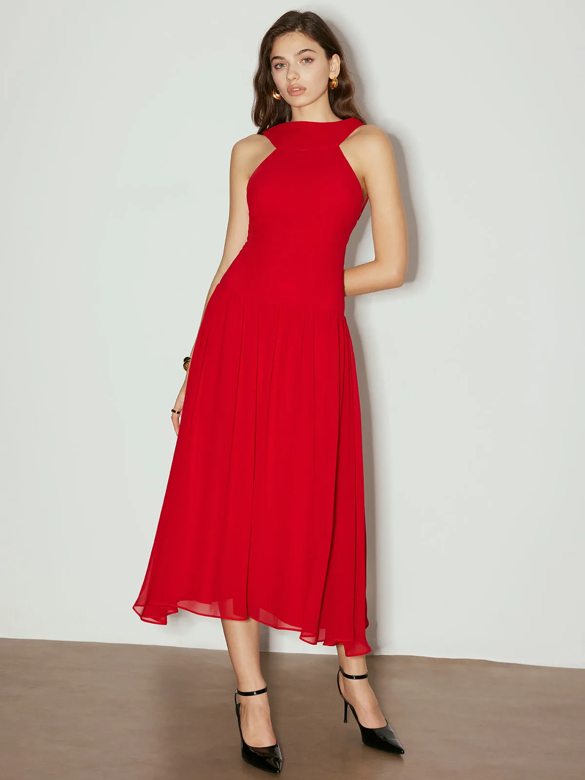 Backless Sleeveless Chiffon Panel Dress sold by COMMENSE product image thumbnail 2