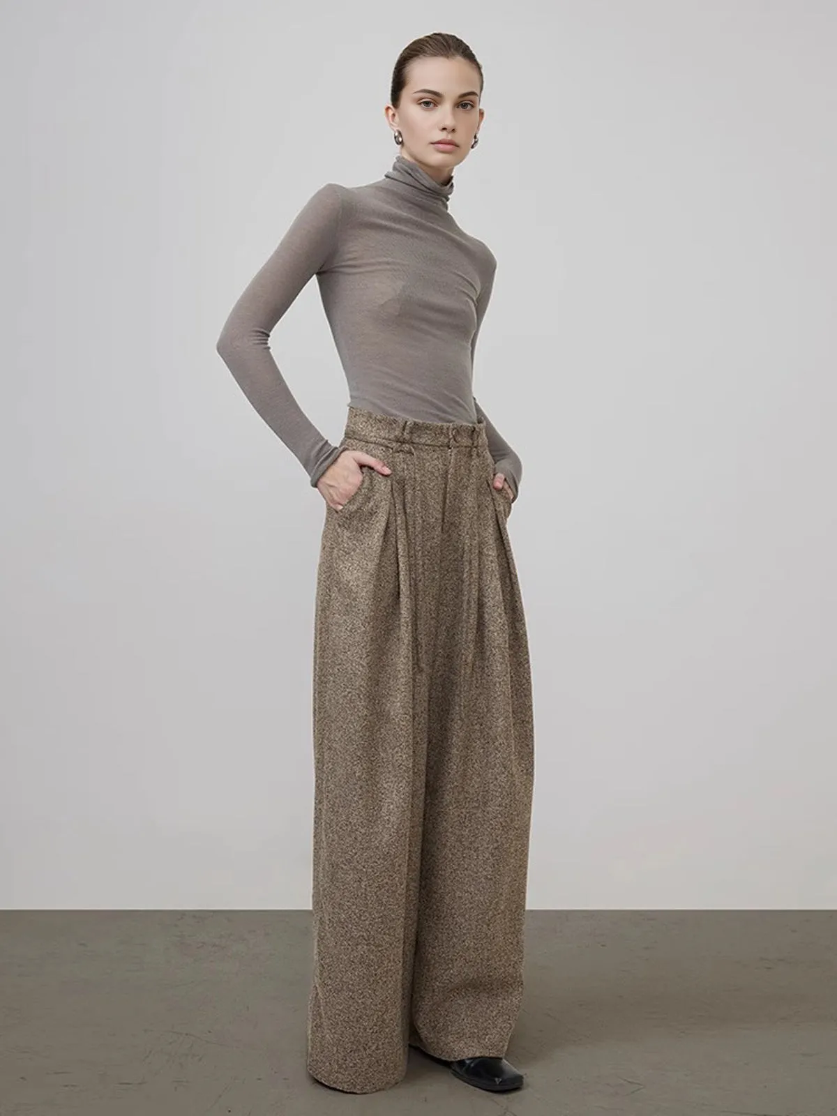 Mid-Waist Tweed Pleated Wide-Leg Pants sold by COMMENSE product image thumbnail 5