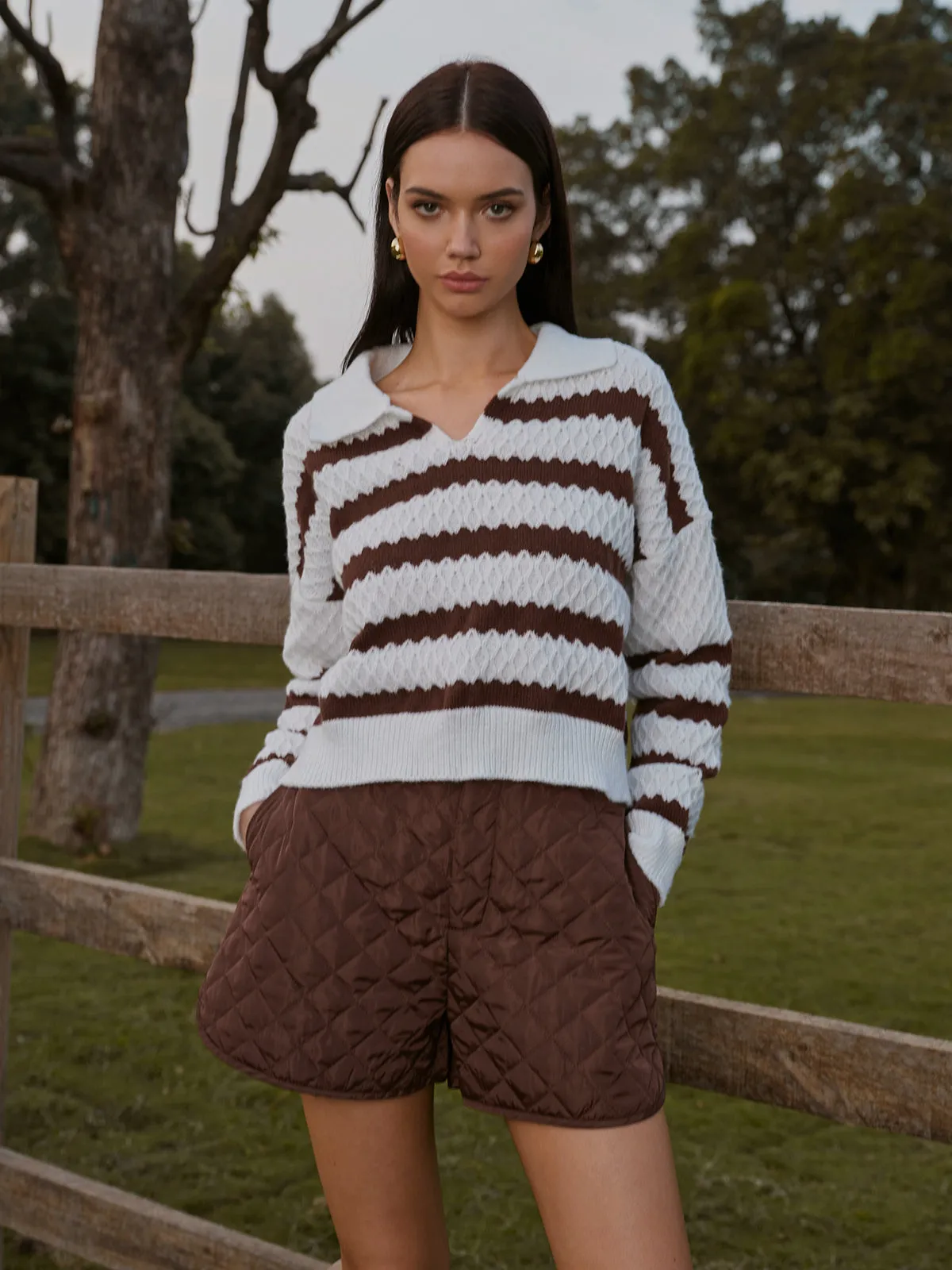 Mid-Waist Quilted Pockets Shorts sold by COMMENSE product image thumbnail 3