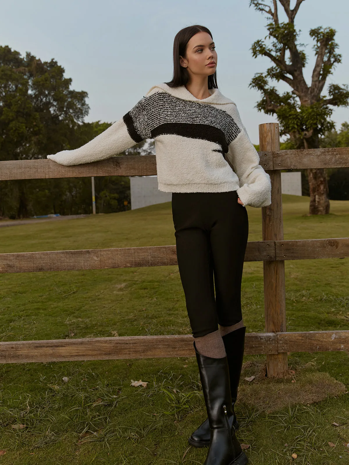 Sailor-Collar Color Block Short Sweater sold by COMMENSE product image thumbnail 5