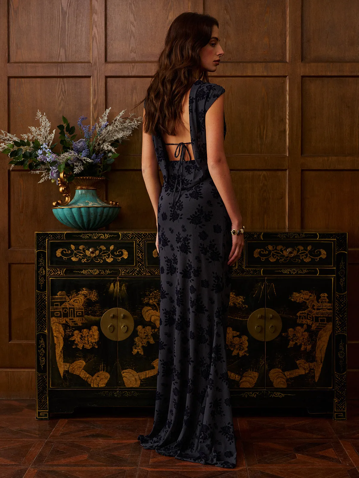 Backless Velvet-Floral Pleated Skirt Set sold by COMMENSE product image thumbnail 4