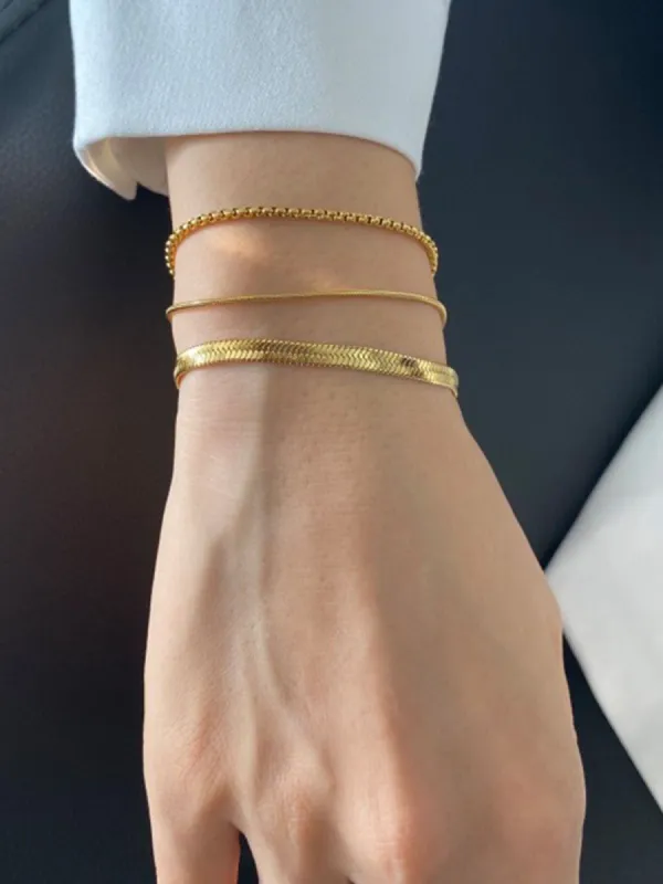 Timeless Chain Bracelet sold by COMMENSE