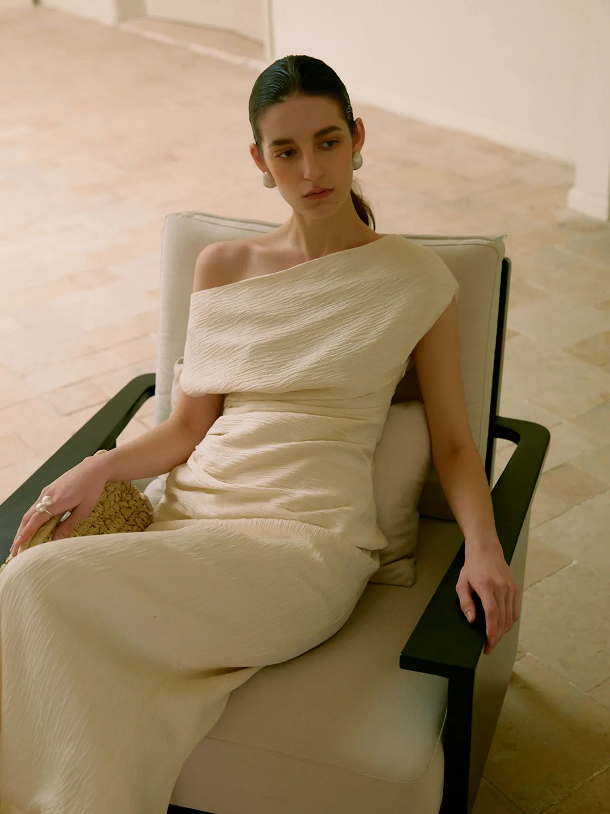 Asymmetrical Neck One Shoulder Off Pleated T-Shirt sold by COMMENSE product image thumbnail 4