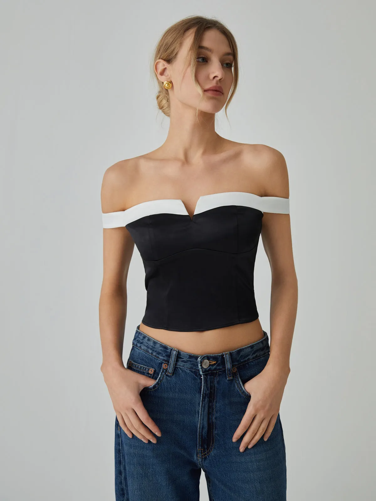 Contrast Trim Off-Shoulder T-Shirt sold by COMMENSE