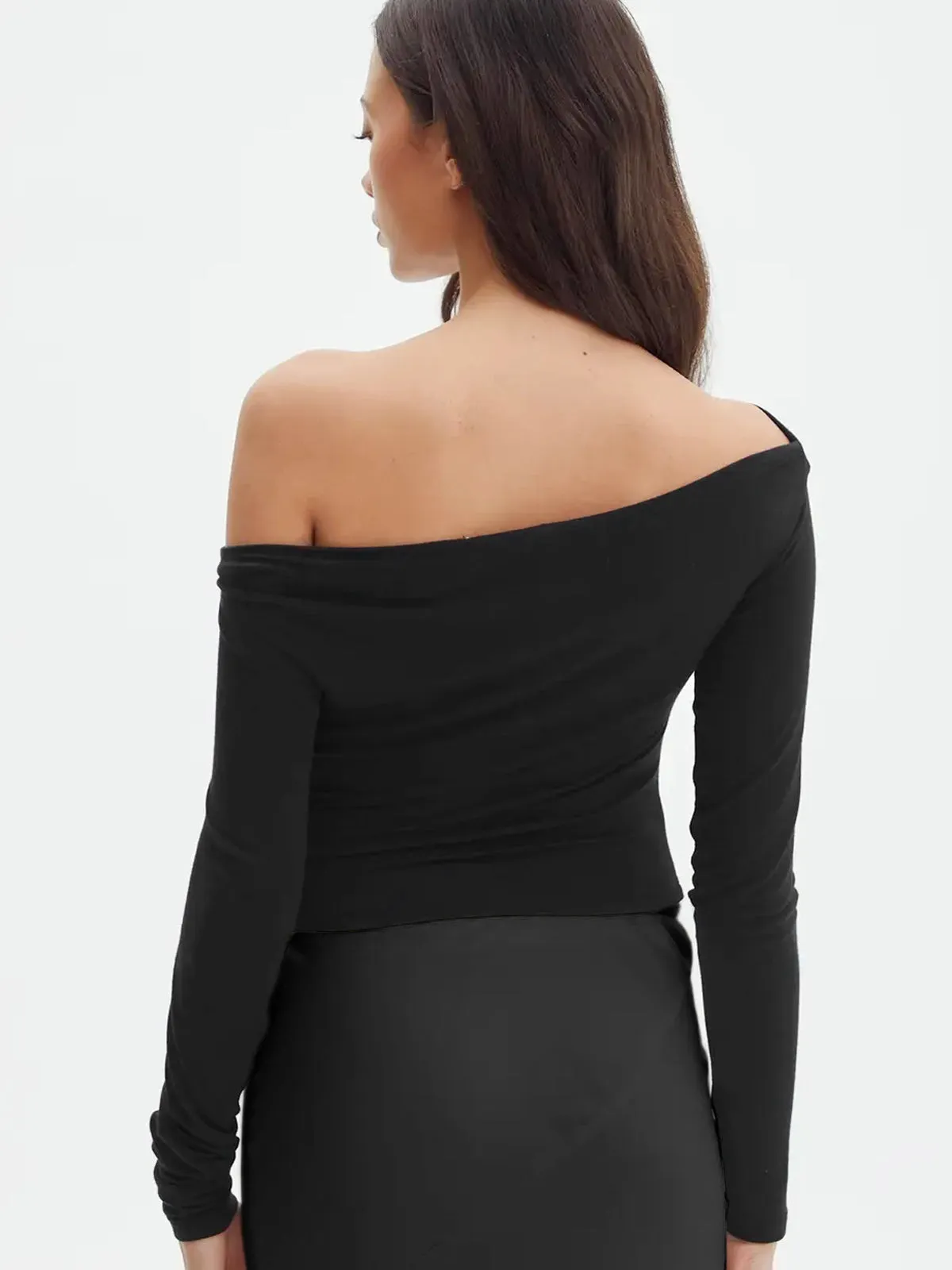 Oblique Off-Shoulder Long Sleeve T-Shirt sold by COMMENSE product image thumbnail 3