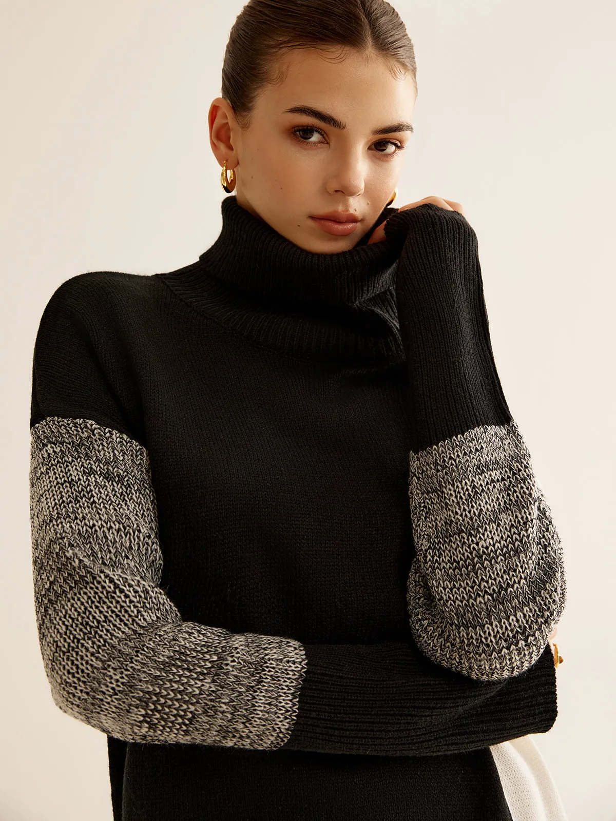 Oversized Turtleneck Color Block Knit Top sold by COMMENSE product image thumbnail 3