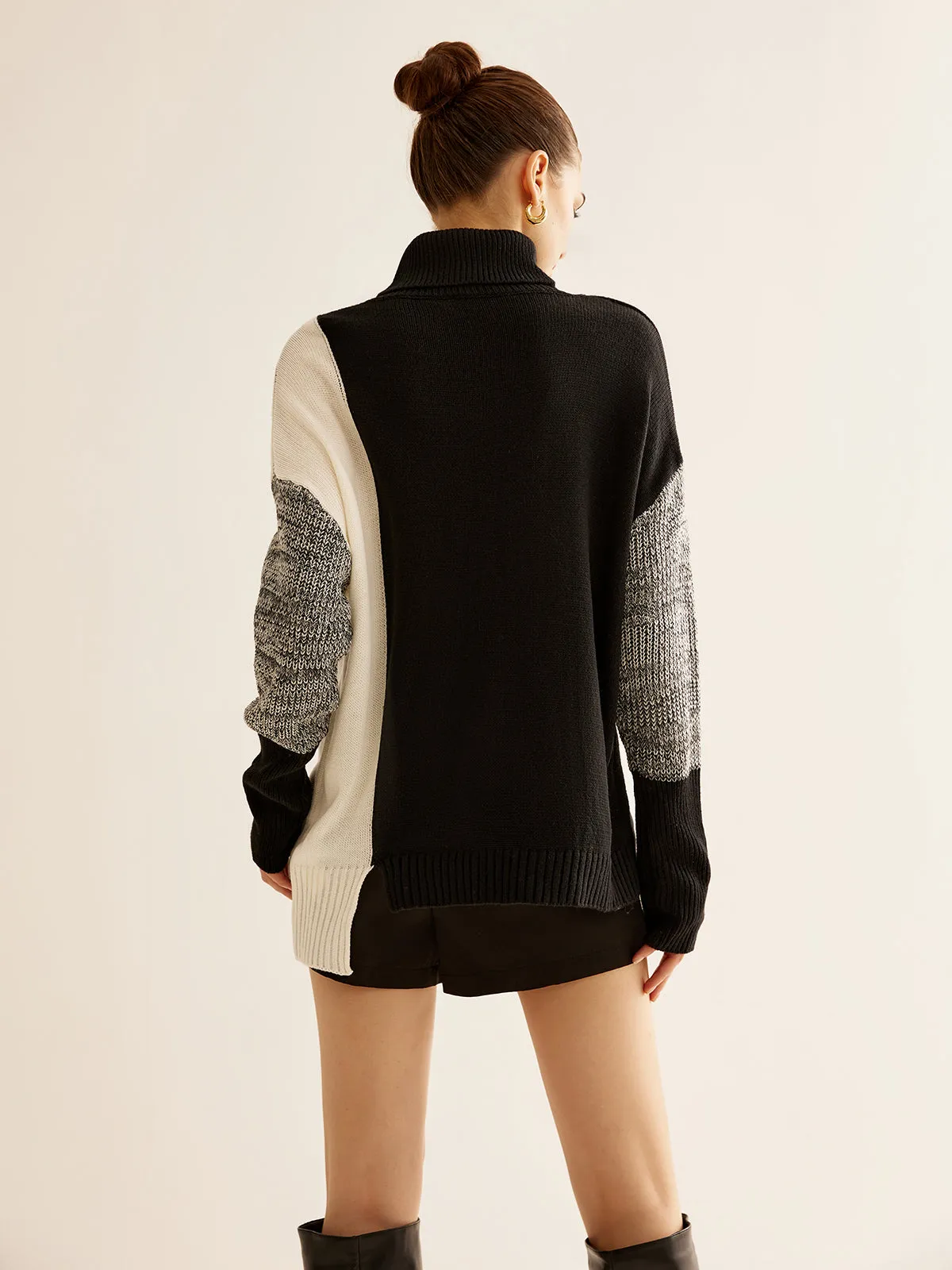 Oversized Turtleneck Color Block Knit Top sold by COMMENSE product image thumbnail 5