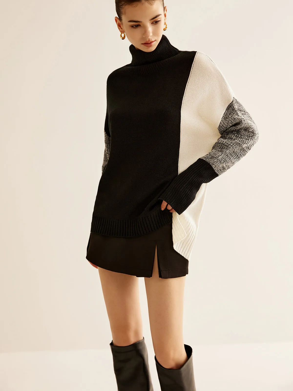 Oversized Turtleneck Color Block Knit Top sold by COMMENSE product image thumbnail 2