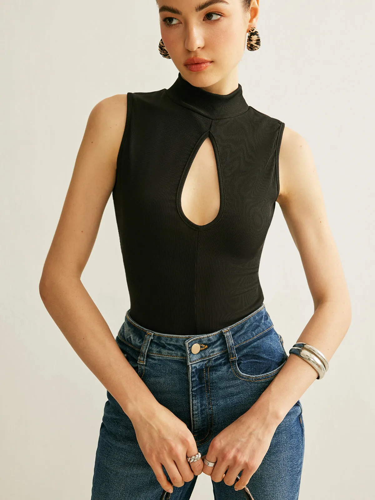 Keyhole Mock Neck Top sold by COMMENSE product image thumbnail 2