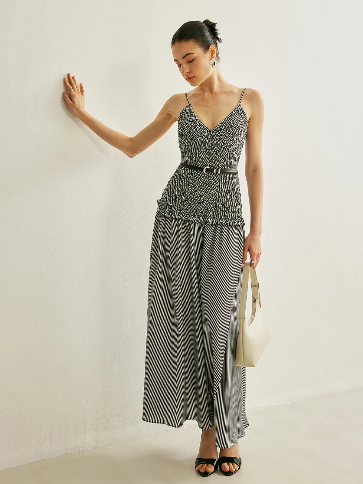 Shirred V-Neck Sleeveless Pleated Dress sold by COMMENSE product image thumbnail 2
