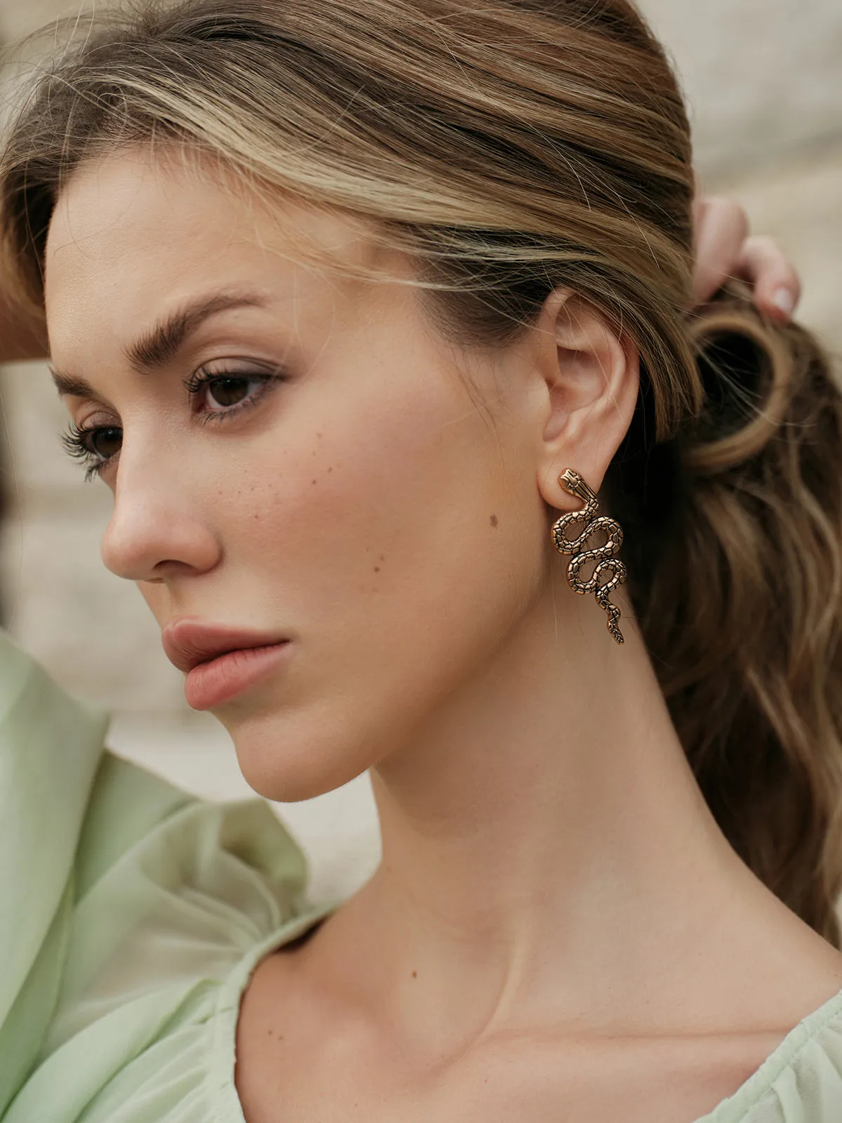 Snake Shaped Stud Earrings sold by COMMENSE product image thumbnail 2